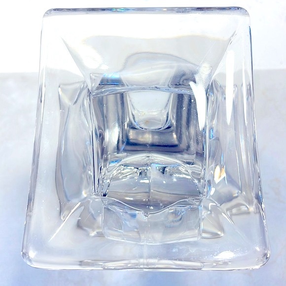 New Martinsville Cornucopia Vase Vintage Art Deco Heavy Crystal Square Base EUC - Picture 5 of 9